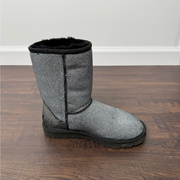 Ugg Classic Short Denim in Black - Picture 9 of 11